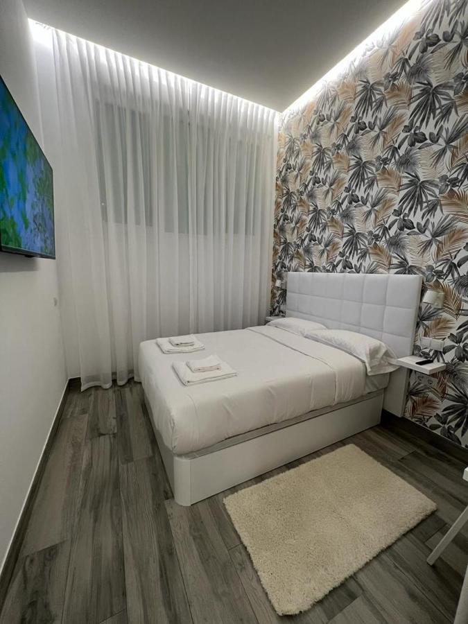 Ch Tanez Carolina A Hotel Madrid Luaran gambar