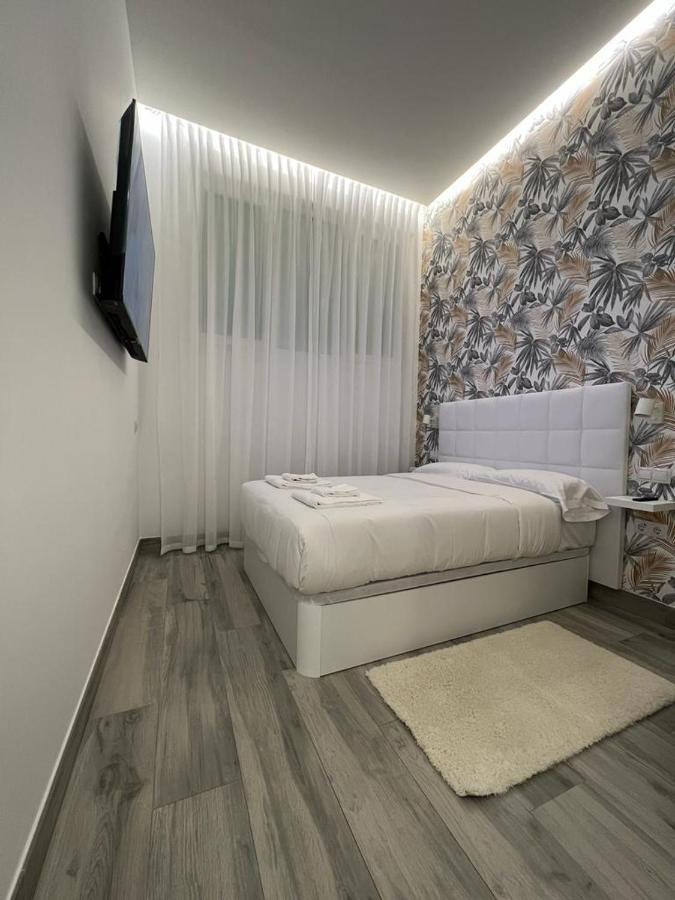 Ch Tanez Carolina A Hotel Madrid Luaran gambar